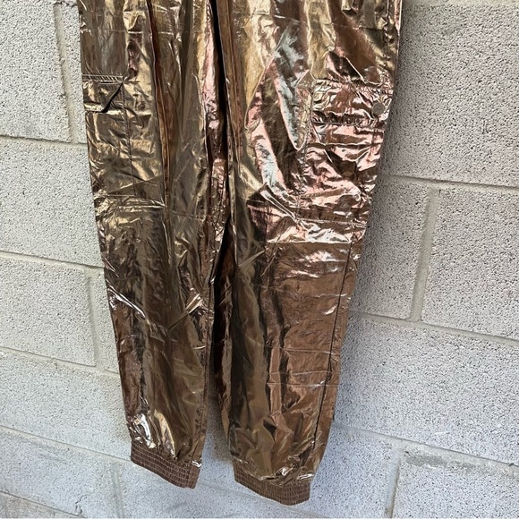 New Victoria Sport Metallic Active Set - Picture 5 of 13